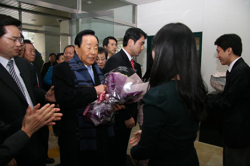김영삼 전 대통령 강남구청 방문 - 1