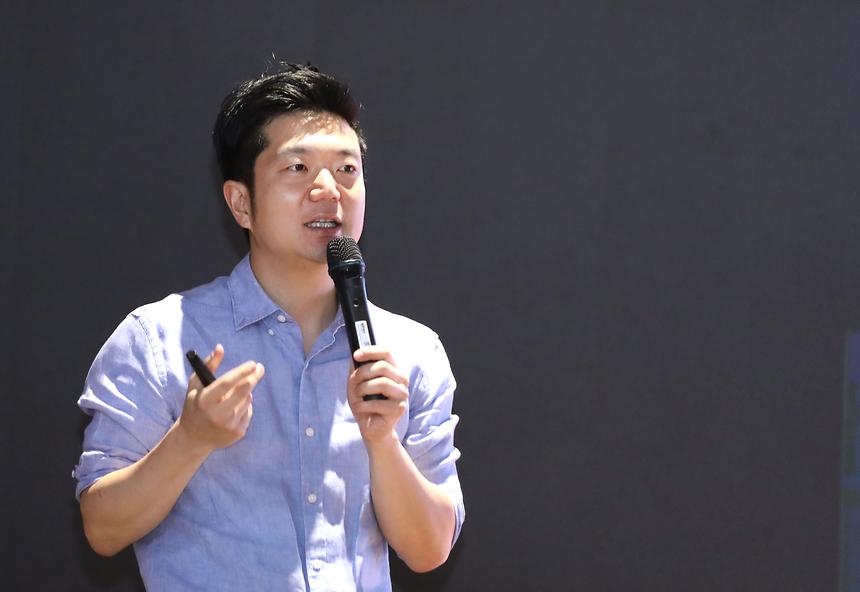 글쓰는 의사 남궁인의 힐링북콘서트  - 6