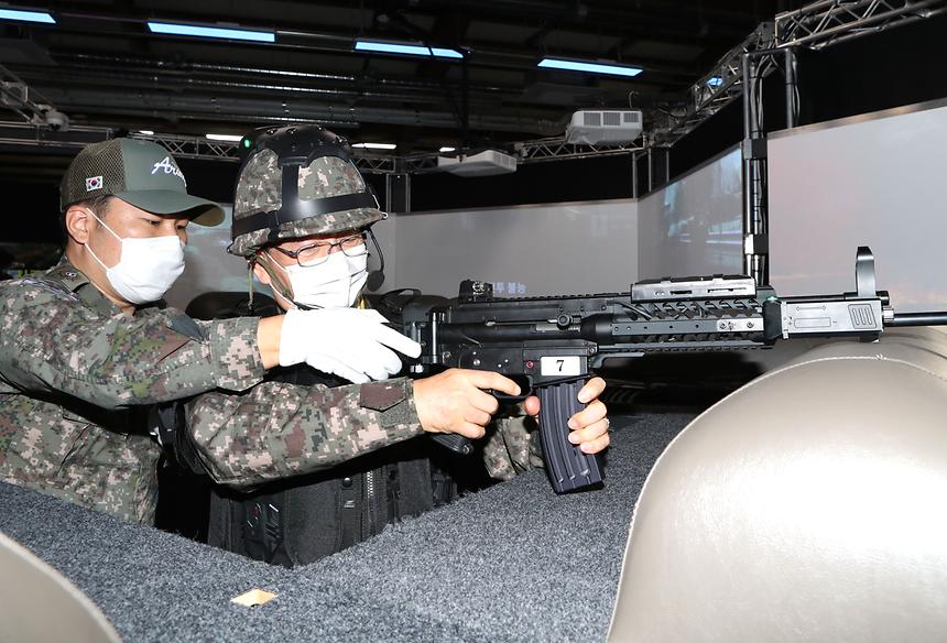 ‘과학화 예비군훈련대’ 체험  - 6