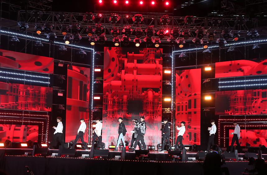 온택트 영동대로 케이팝 콘서트 - 10