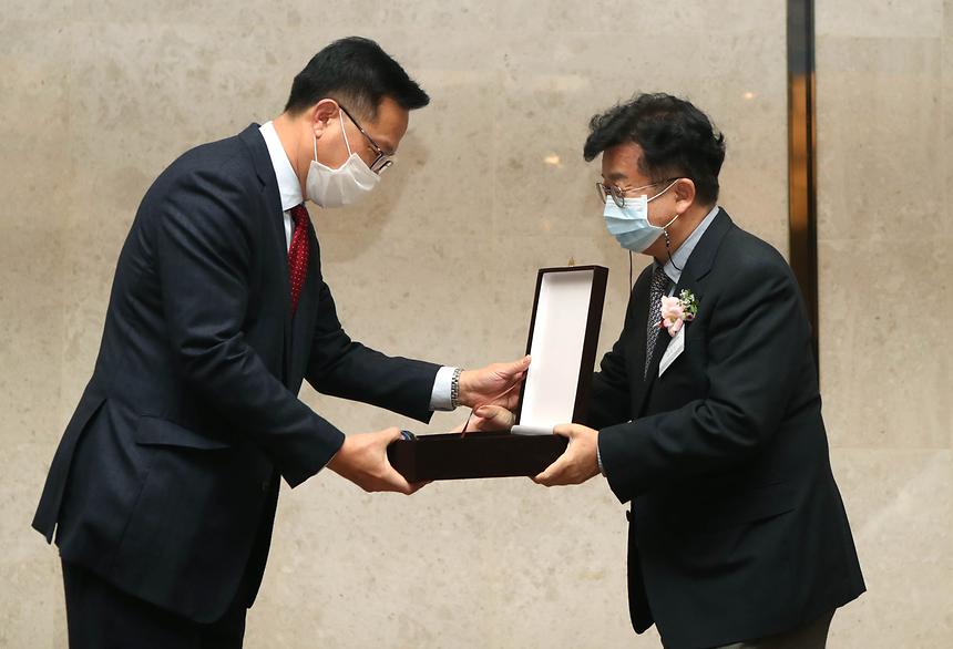 ‘미미위 강남’ 한국FM대상 수상  - 2