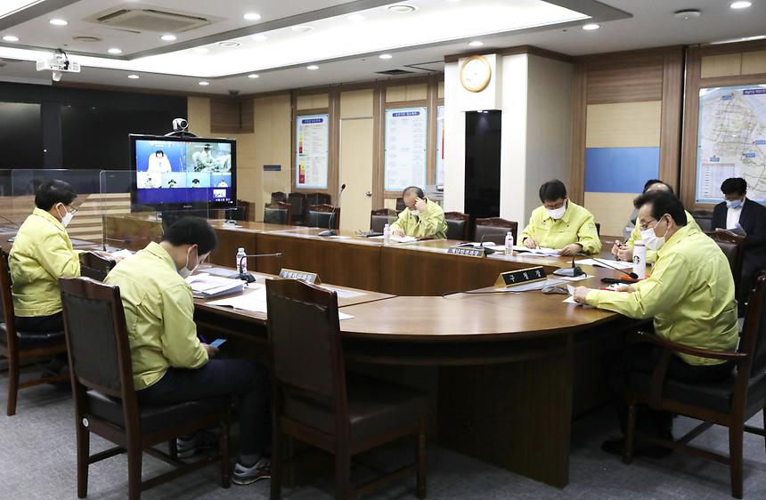 수도권 코로나19 상황점검회의 - 3