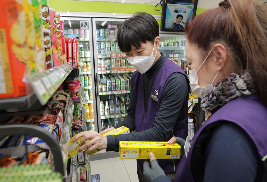 취약계층 자립 돕는 ‘CU새싹가게’ 개점  - 4