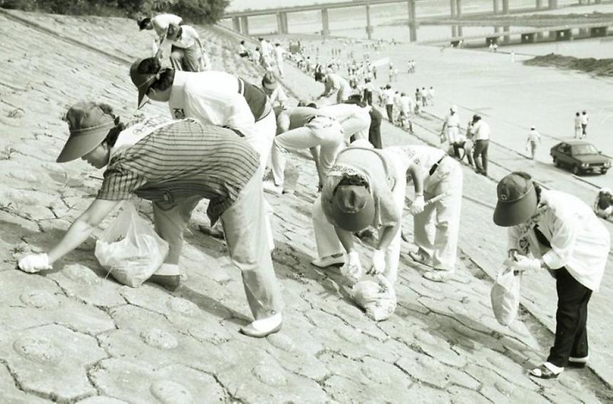 한강 정화운동 - 4