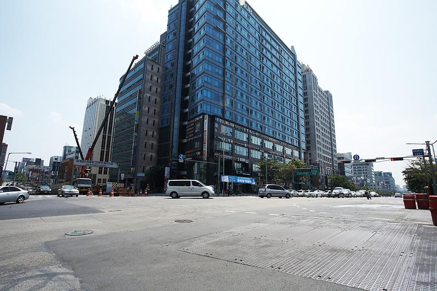 강남구청역 주변 - 5
