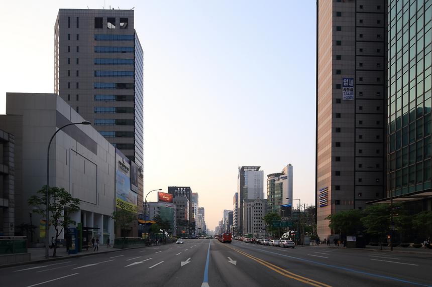 강남역사거리 - 2