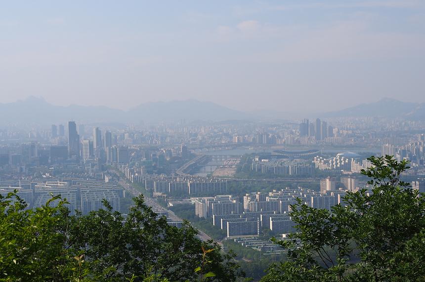 대모산 정상에서 본 시가지 - 2