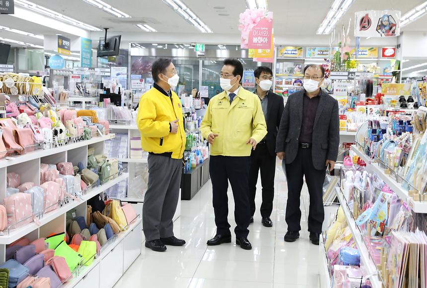 구청장 다이소 본사 방문 - 8