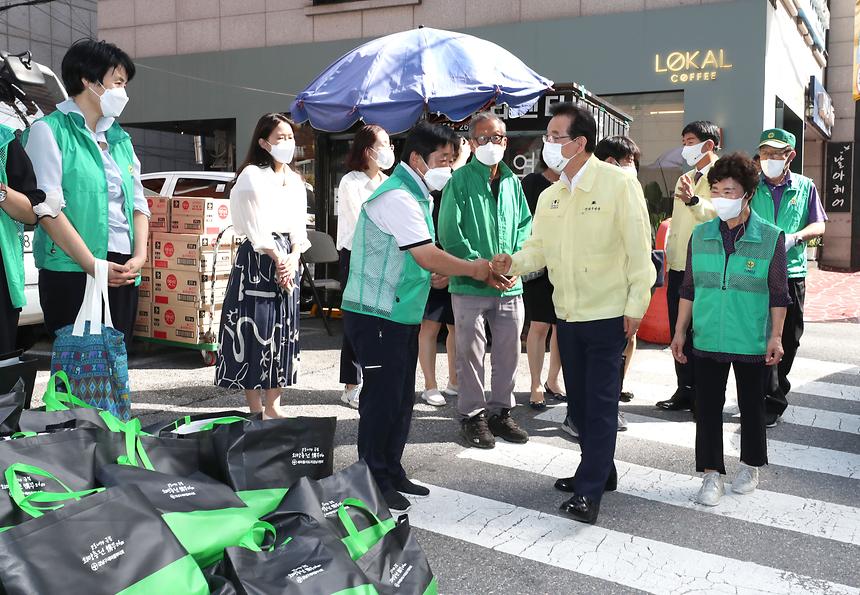 강남구 새마을부녀회 ‘희망충전 情 꾸러미 나누기’  - 1