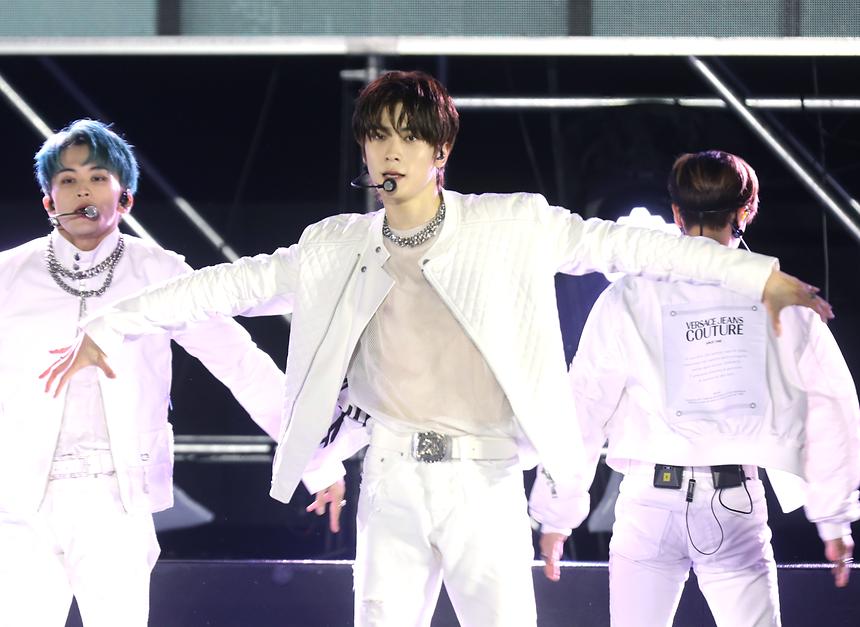 강남페스티벌 피날레 ‘영동대로 K-POP 콘서트’ - 10