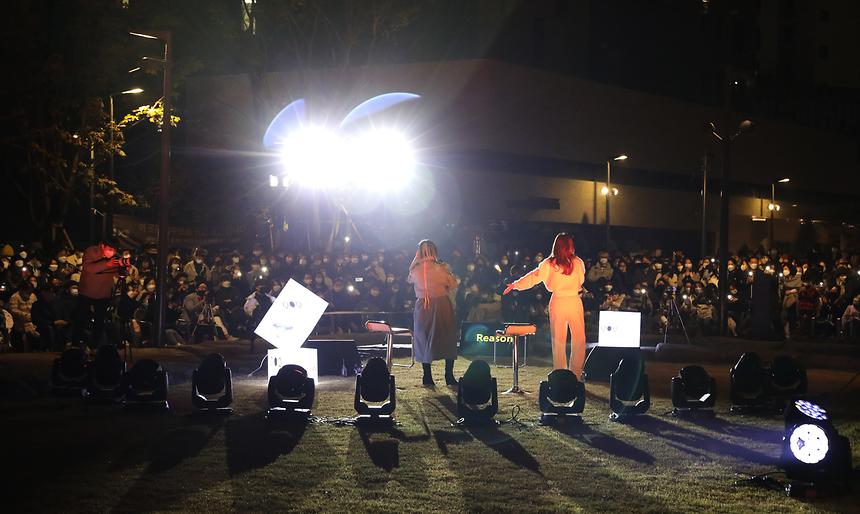 발코니에서 즐기는 콘서트 - 5