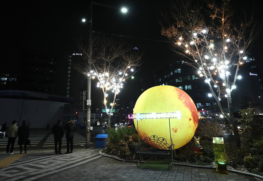 ‘빛의 거리’ 조성 - 2