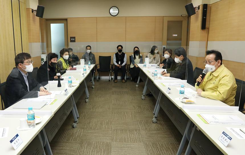 대한노인회·강남노인종합복지관 등 어르신 새해인사 - 10