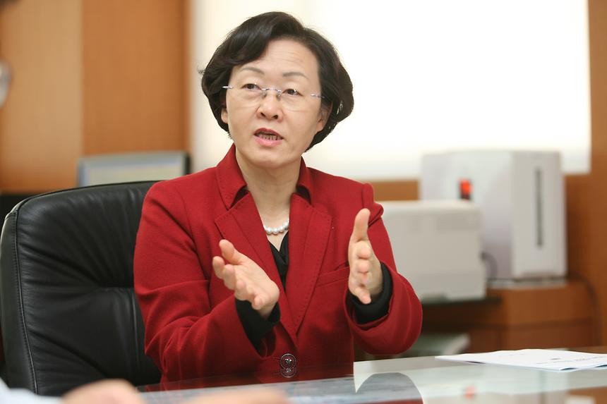 인터뷰 파이낸셜 - 1