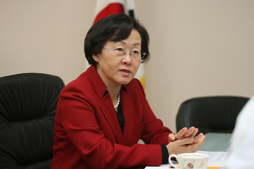 인터뷰 파이낸셜 - 3