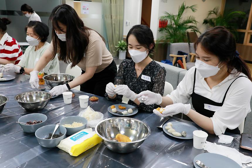 1인 가구 송편빚기 - 4