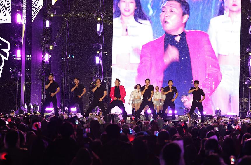 강남페스티벌 ‘영동대로 K-POP 콘서트’ - 14