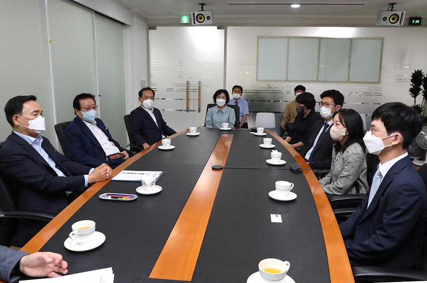 ‘강남구 출자·출연기관 운영심의위원회 위촉식’ - 3