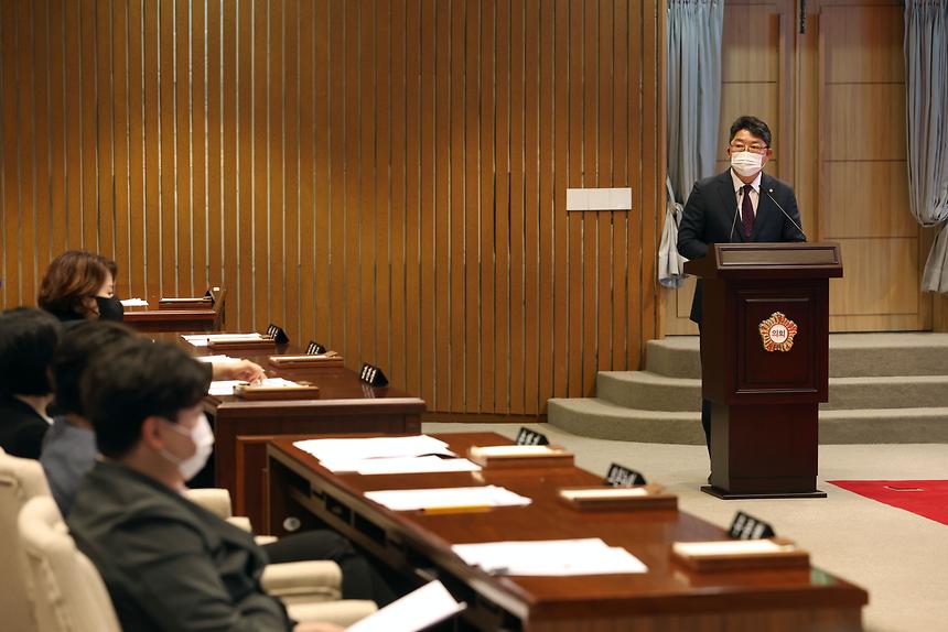 강남구의회 임시회 - 5