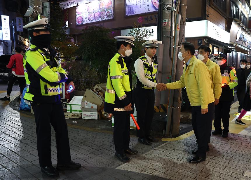 수능 후 강남역 등 안전 점검 실시 - 4