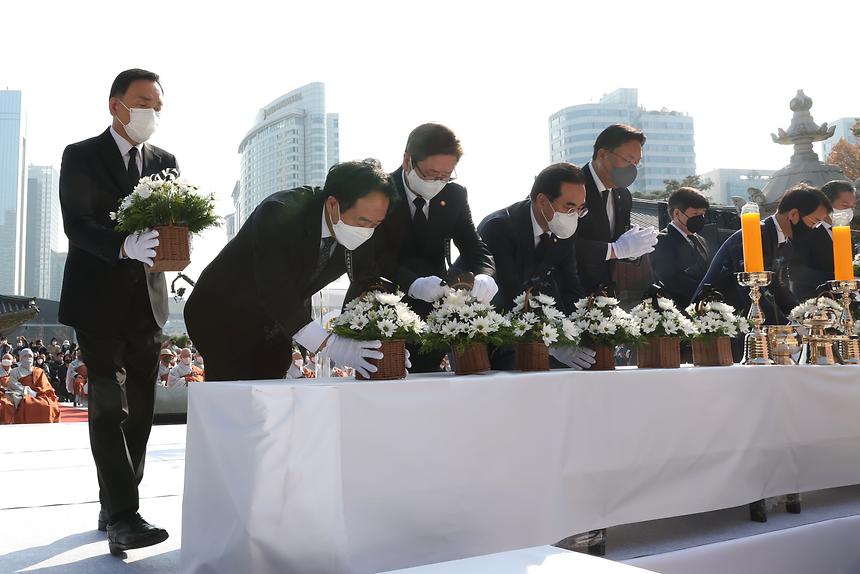 ‘이태원 참사 추모법회’  - 2