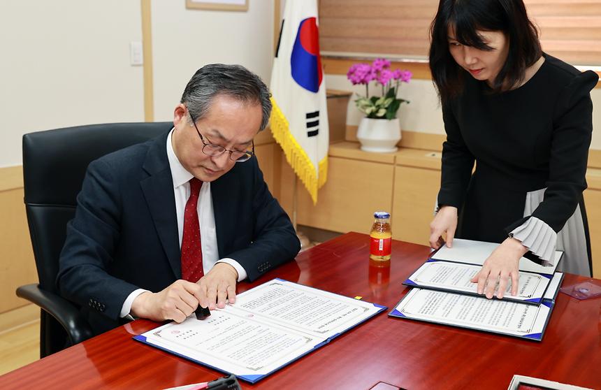 ‘소아 야간·휴일 일차의료기관 업무 협약식’ - 3