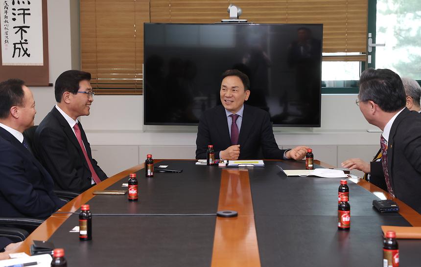 한국소기업소상공인연합회 간담회 - 5
