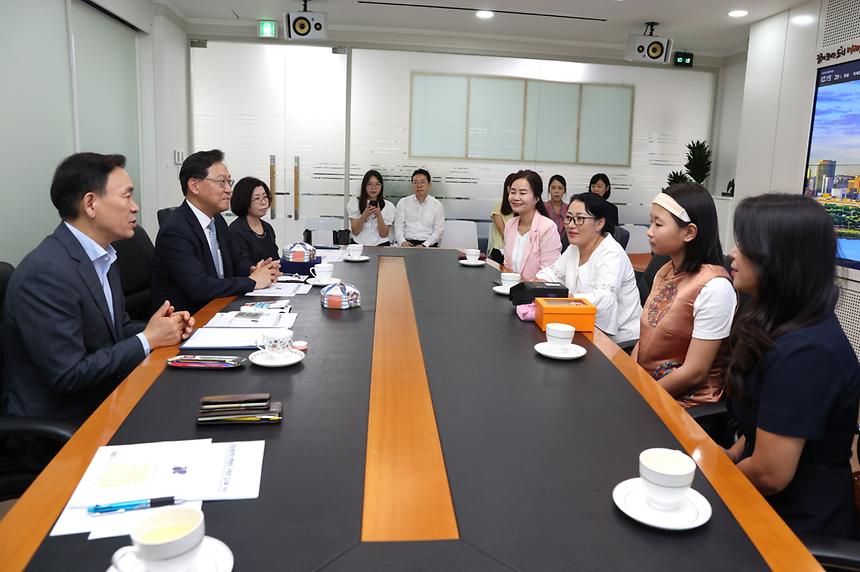 해외 나눔의료 실천...몽골 소녀 귀 재건 수술 - 1