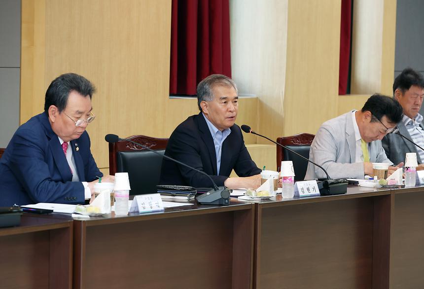강남구 당정협의회 개최 - 5