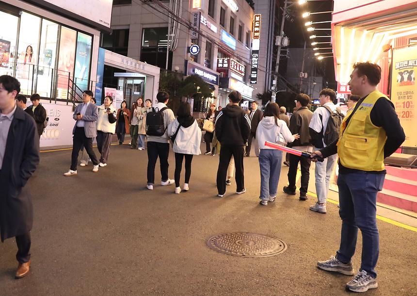 핼러윈 대비 민·관·경 합동 순찰 - 8
