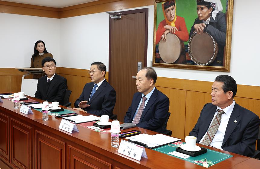 강남구-충현교회 ‘청년 점프업 프로젝트’ 업무협약 - 5