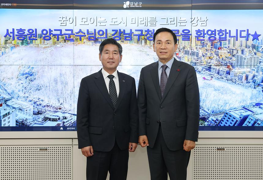 서흥원 양구군수 방문 - 4
