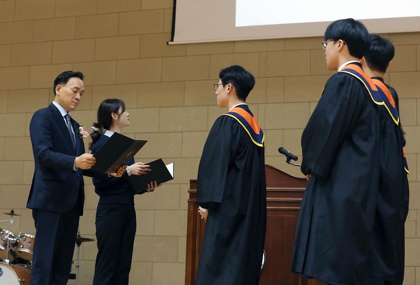 수도공고 졸업식 - 5