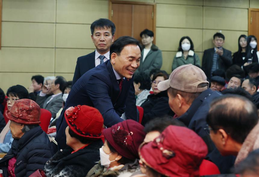 ‘2024년 강남구 구정 보고회’ 개최-신사동·논현1동 - 4