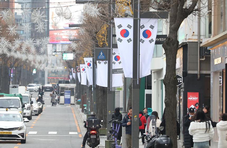 가로수길 태극기 게양 - 4
