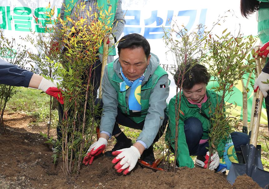 ‘2024년 새마을운동 강남구지회 나무심기’행사 - 6