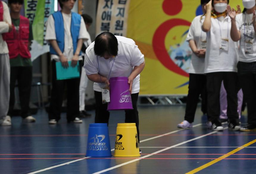 발달장애인 잔치 ‘어깨동무 스페셜운동회’ 개최 - 7