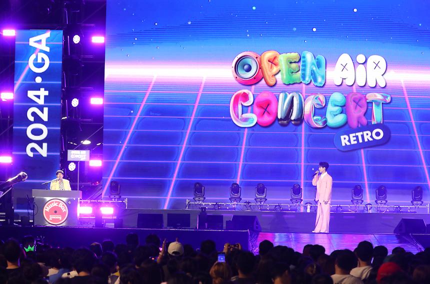 ‘오픈 에어 콘서트’ - 10