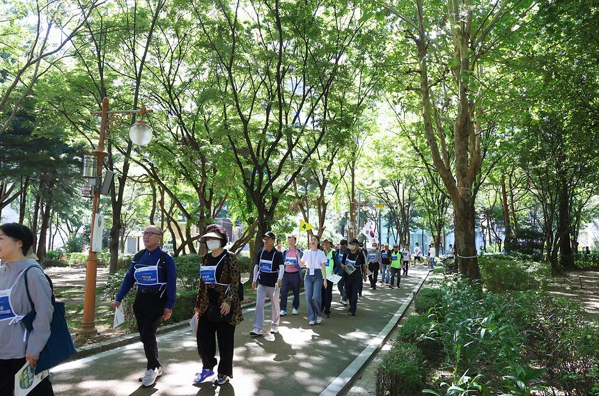‘제3회 강남 시니어 기억·돌봄 걷기대회’ - 5