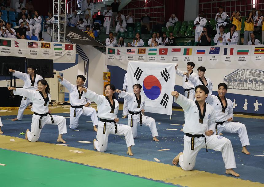‘2024 외국인 태권도 경연 대회’ 개막식·,, - 7