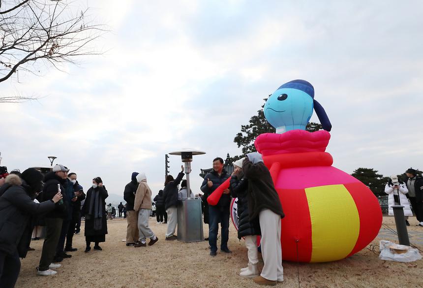 을사년 새해  밝아 - 5