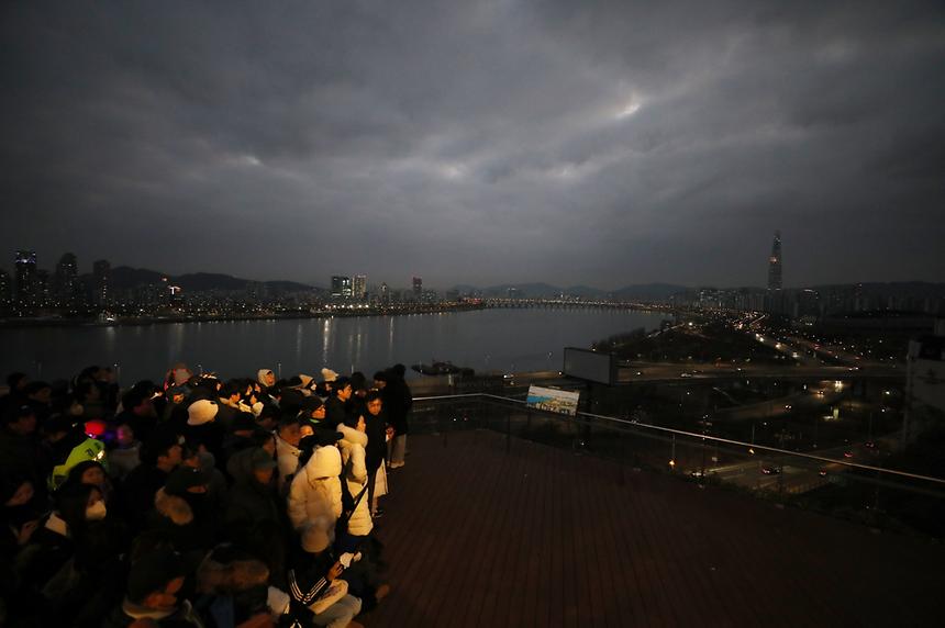 을사년 새해  밝아 - 1