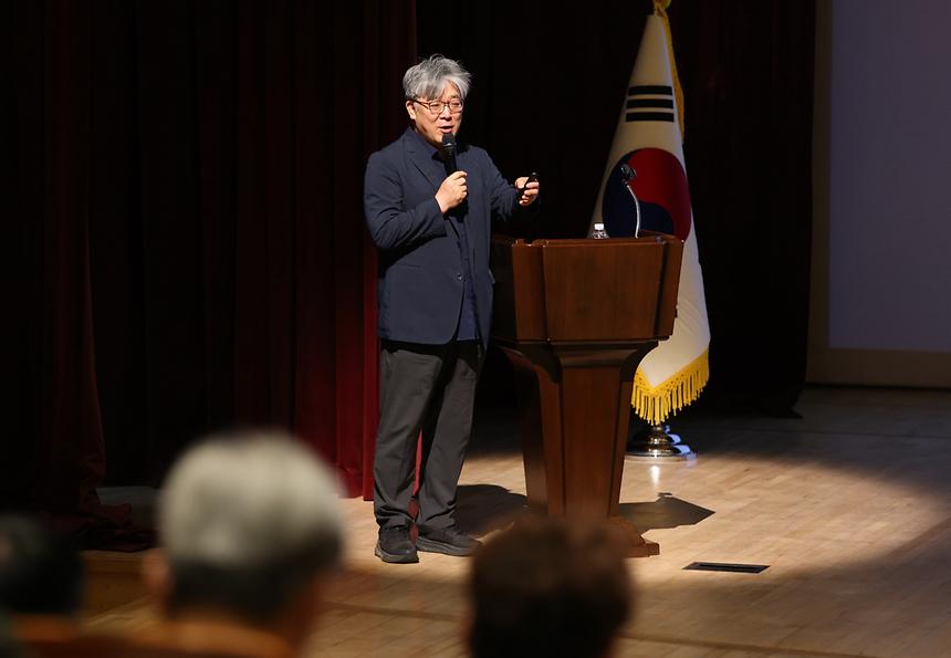 7월 직원 정례조례...명사특강 - 7
