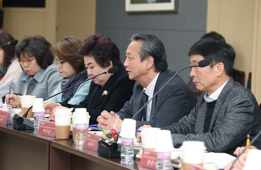 식품접객업 및 이·미용업 대표들과 경제활성화 간담회 - 2