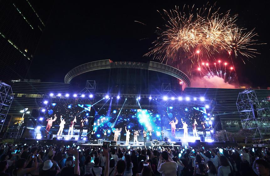 영동대로 뜨겁게 달군 K-POP 콘서트 - 25