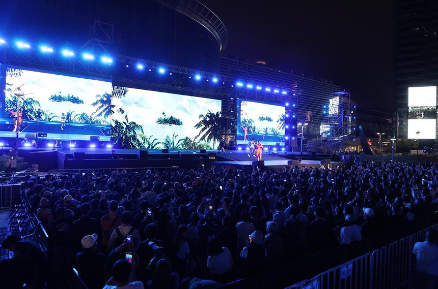 전 세대가 함께한 ‘HEY 강남 패밀리콘서트’ - 1