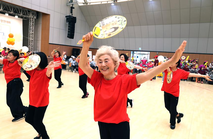 ‘강남구 어르신 건강춤 경연대회’  - 6