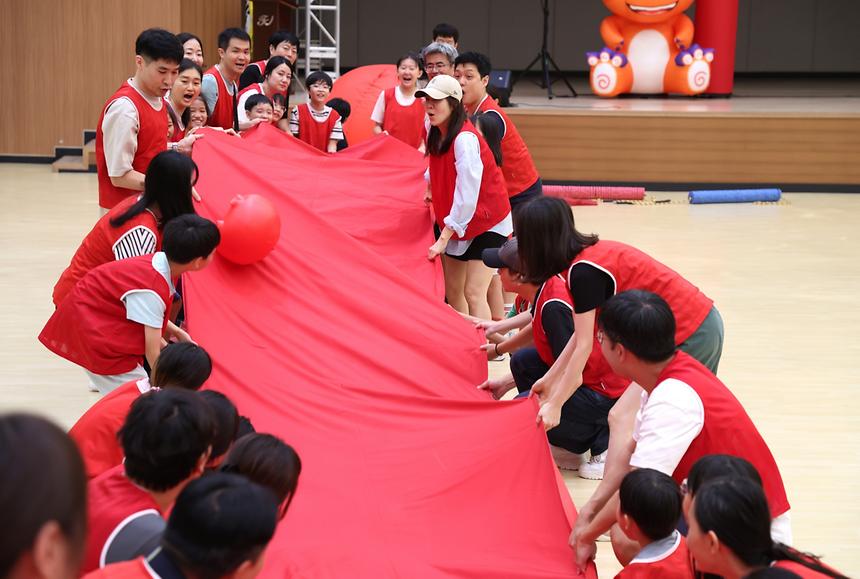 가족과 함께하는 ‘청소년 명랑 운동회’ - 1
