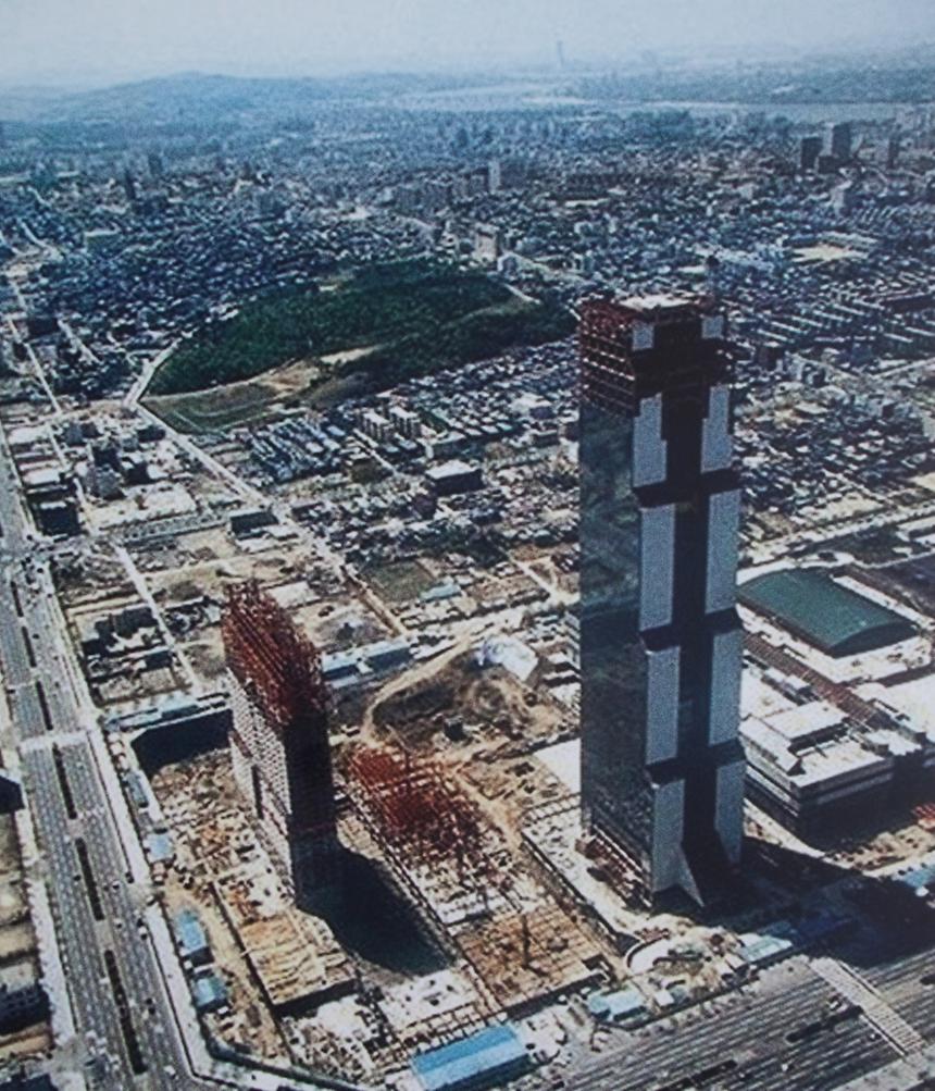 트레이드타워 과거와현재 - 1