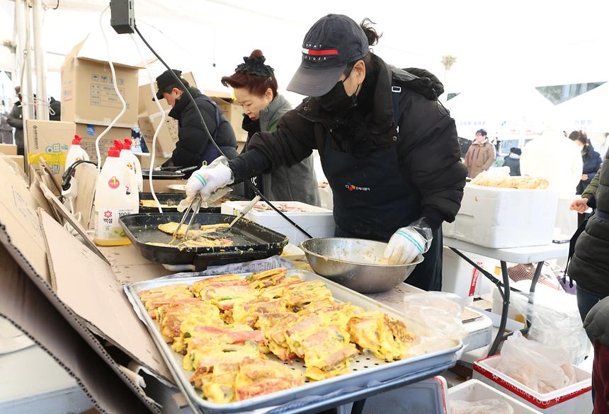 북적북적 ‘2026 설맞이 직거래장터’  - 4